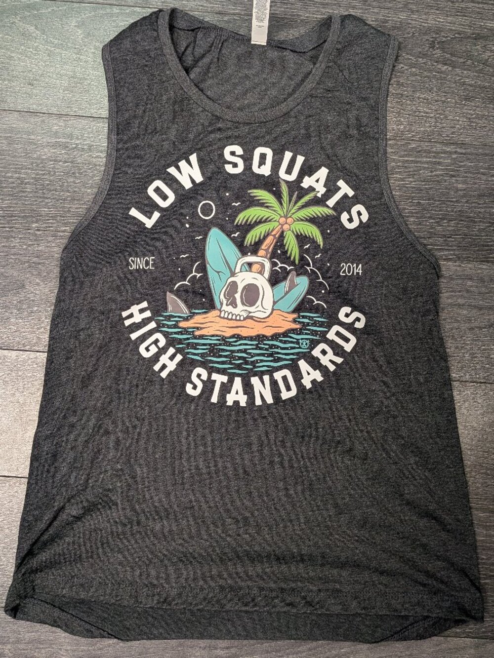 Barbells And Ponytails "Skull Island" Tank Top Sz M NEW